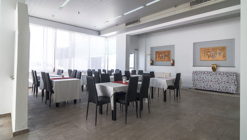 Paradiso Resort Agia Marina  外观 照片