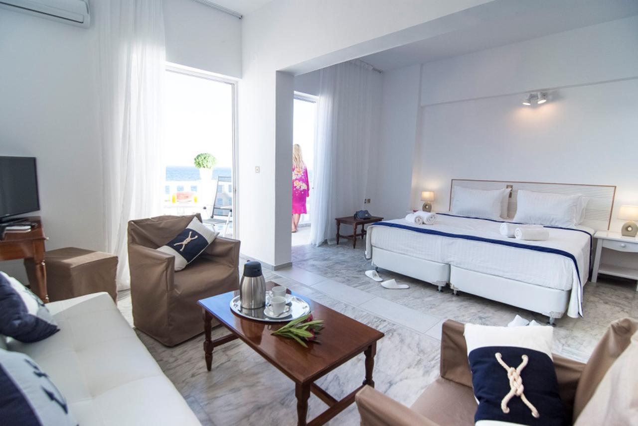 Paradiso Resort Agia Marina  外观 照片